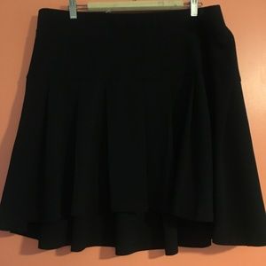 High waisted pleated mini skirt